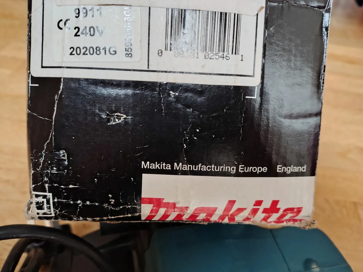 Makita belt sander - Image 3