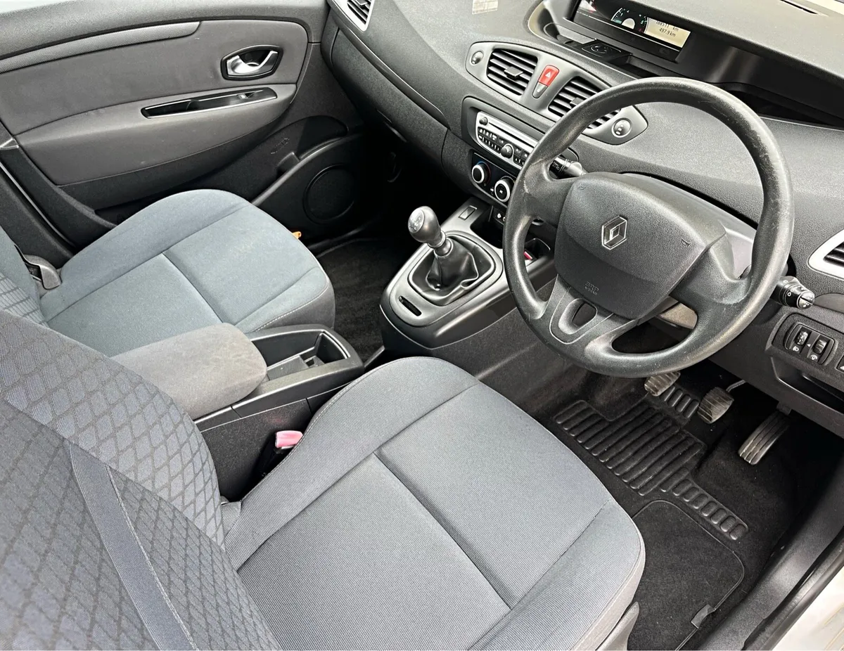 Renault Scenic 1.5 DCI Low Mileage - Image 4