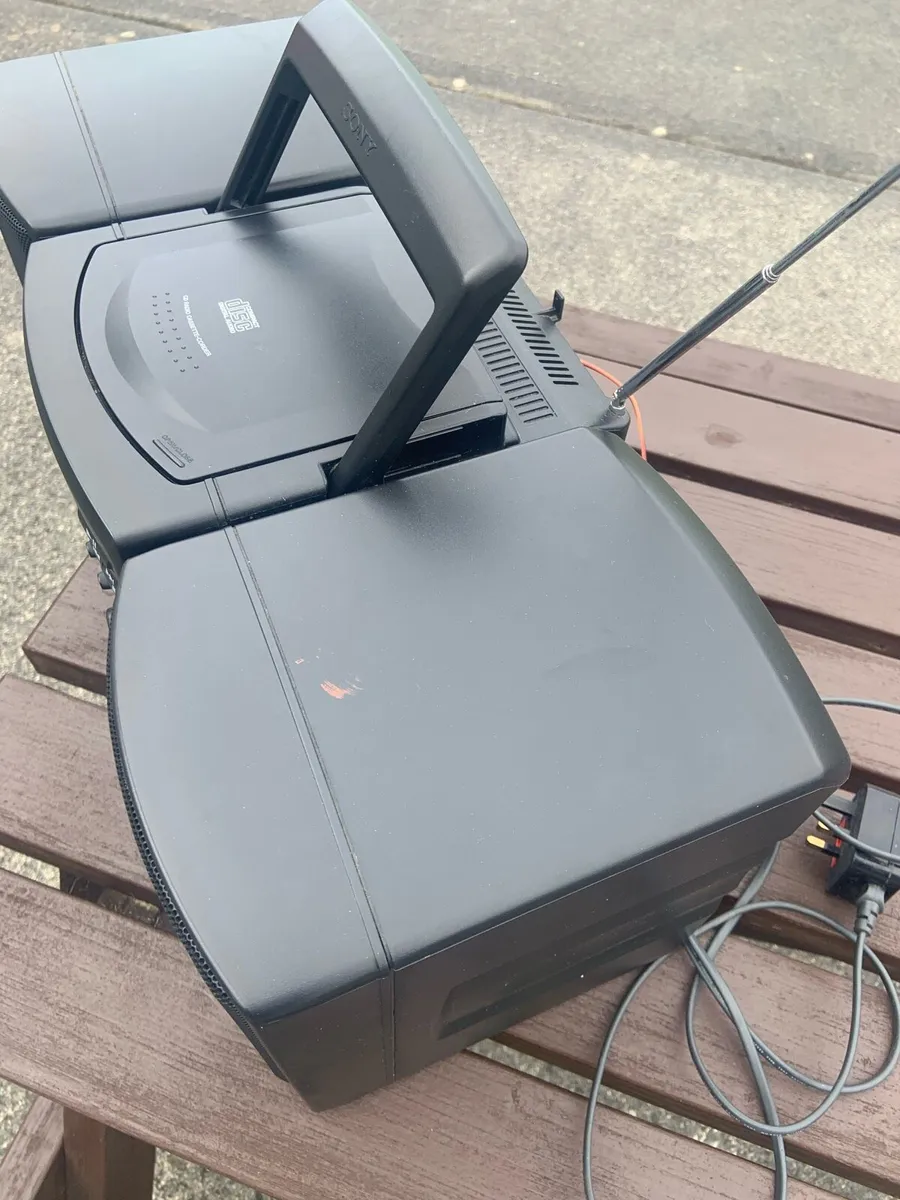 SONY BOOM BOX 1990s Working - Image 4