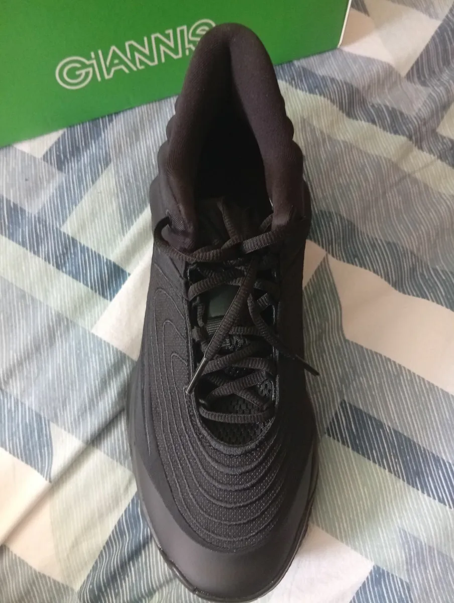 Trainers - Image 1