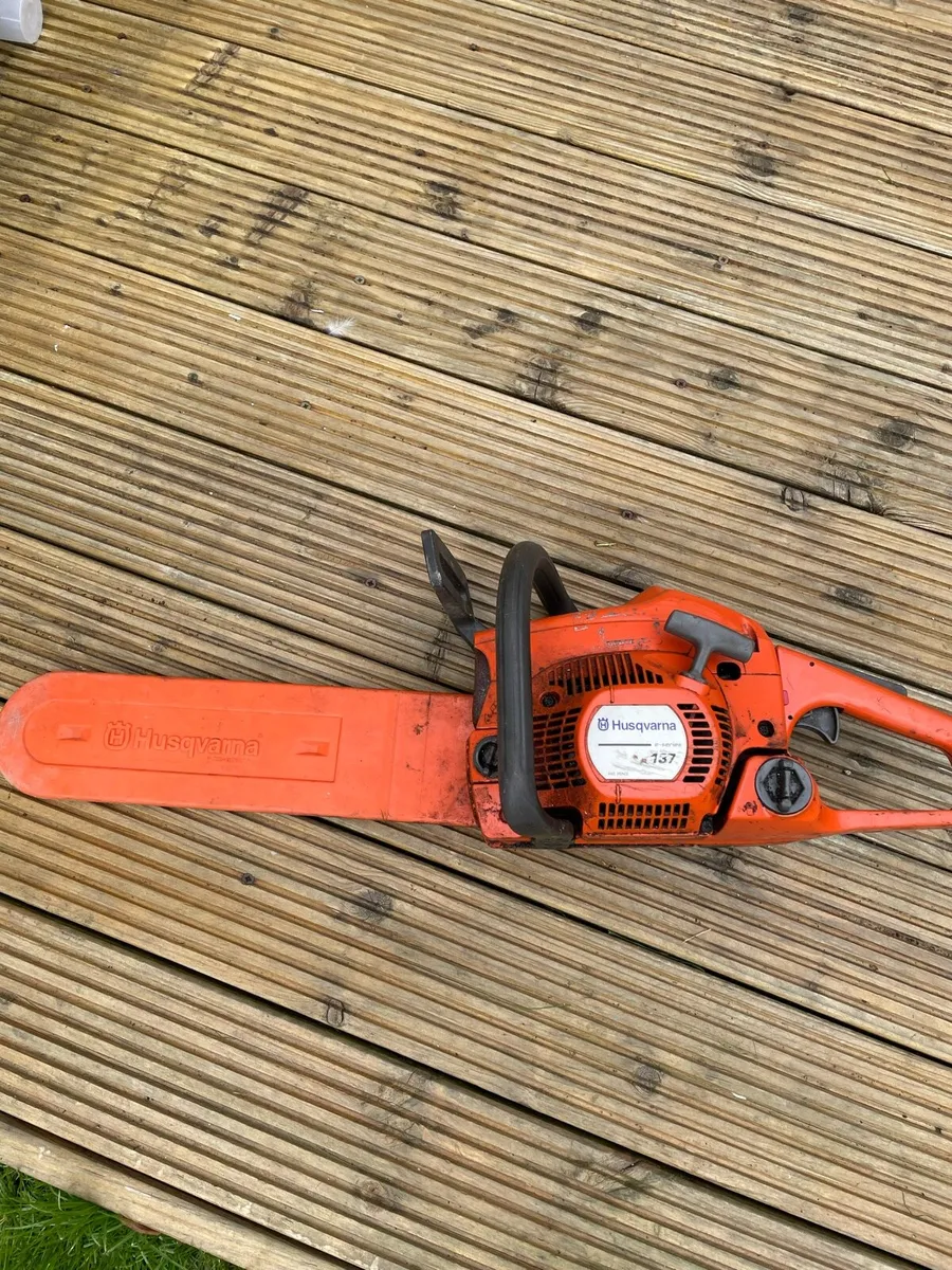Chainsaw and hedge trimmer for sale - Image 1