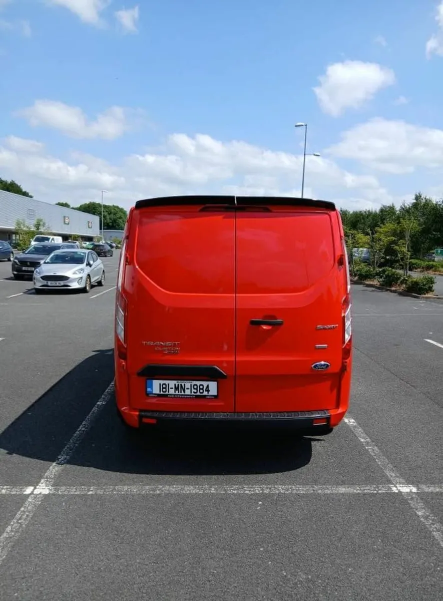 Ford Transit Custom 2018 - Image 2