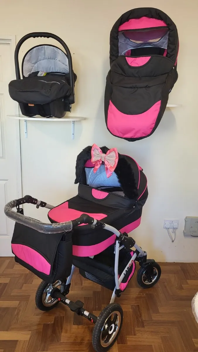 New Pram Set from display