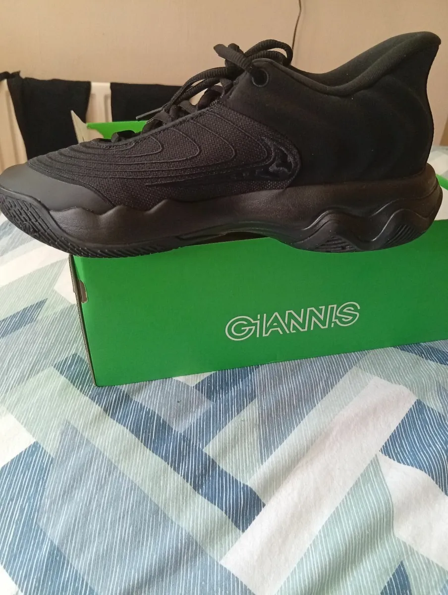 Trainers - Image 3