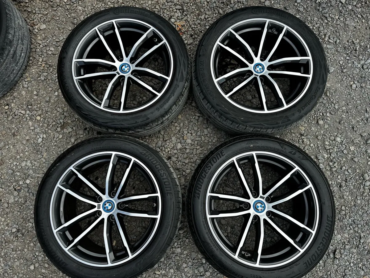 Genuine BMW 18” Immaculate Alloys New Tyres - Image 1