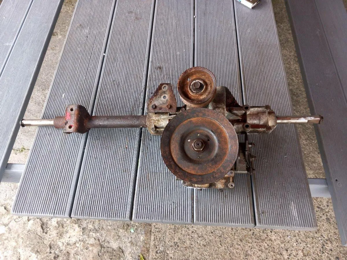 GUTBROD/M.T.D transmission for sale - Image 3