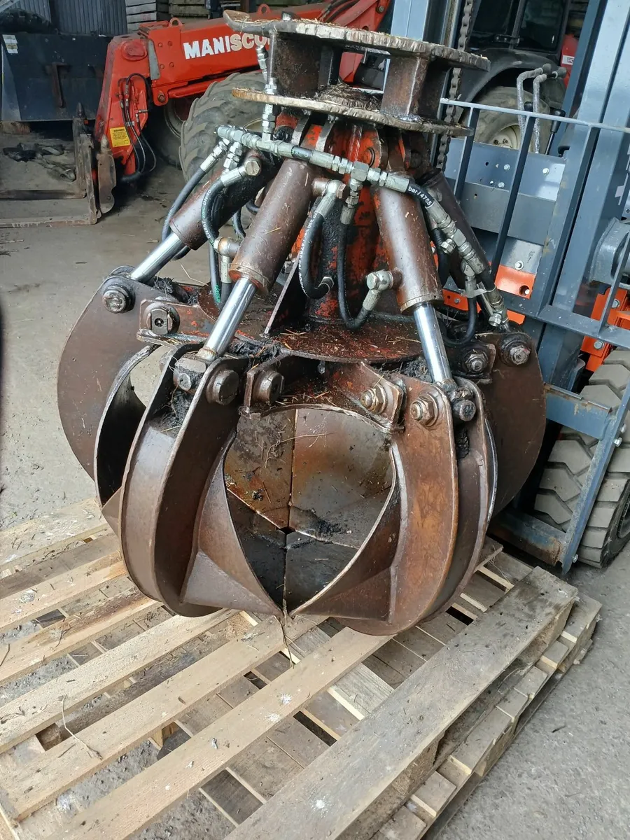 Crane scrap grab - Image 3