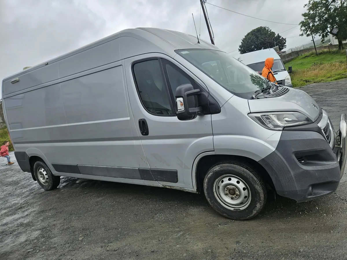 Peugoet - Image 3
