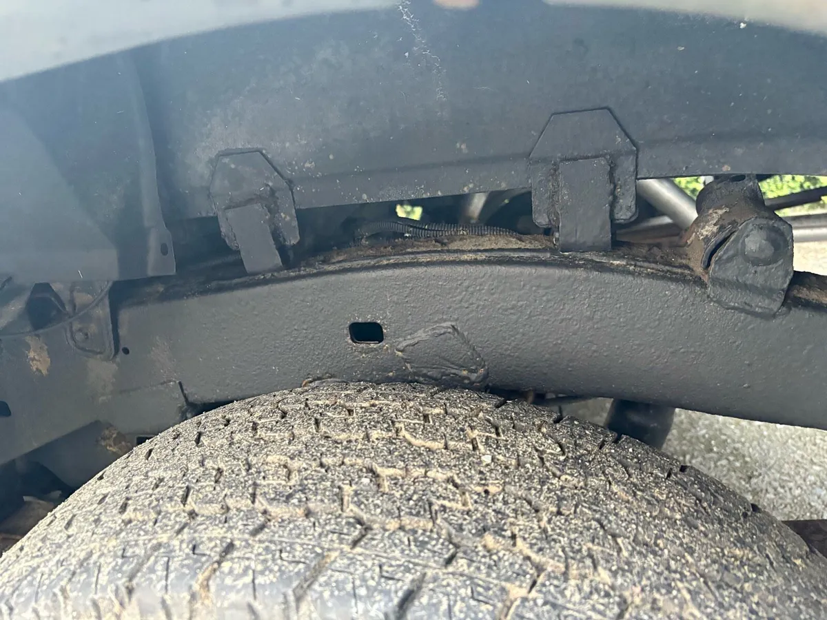 Toyota Hilux - Image 4