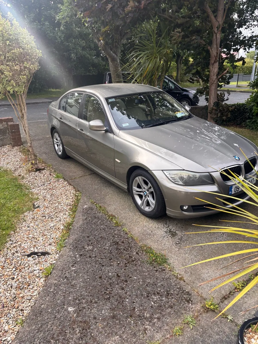Car - Image 1