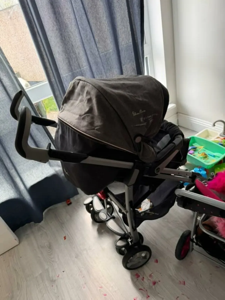 STROLLER comes with car seat & bag (SILVER CROSS) - Image 3