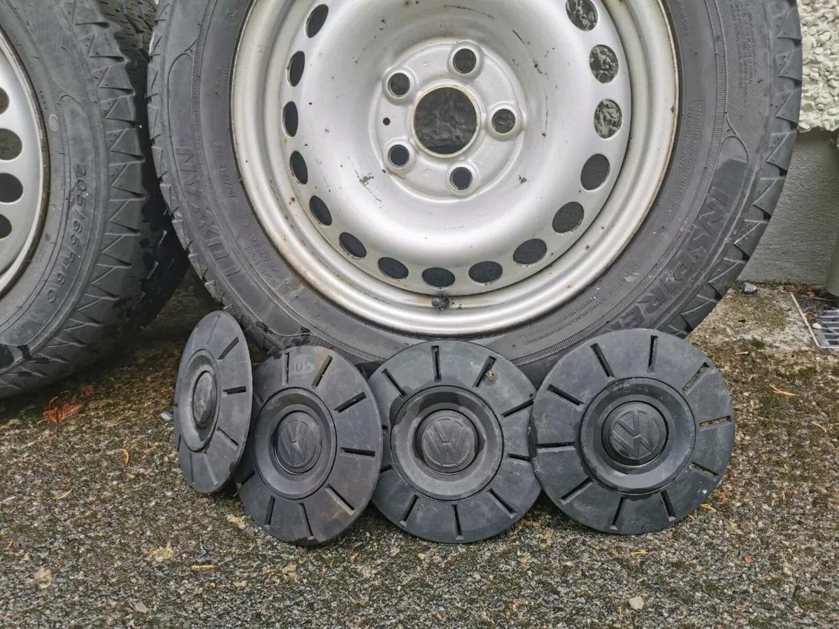 Transporter 16" steel wheels with tyres - Image 4