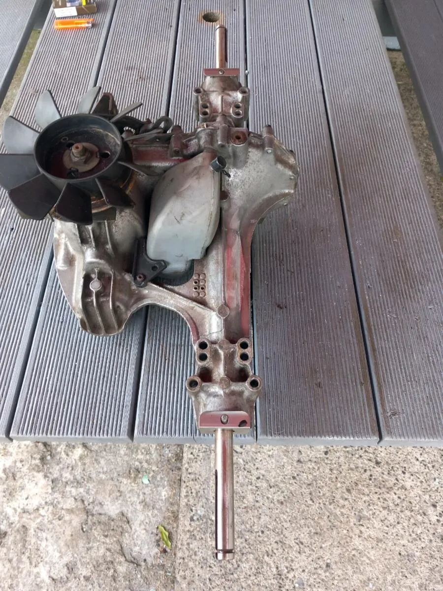 Hydro-gear hydrostatic transmission for sale - Image 2