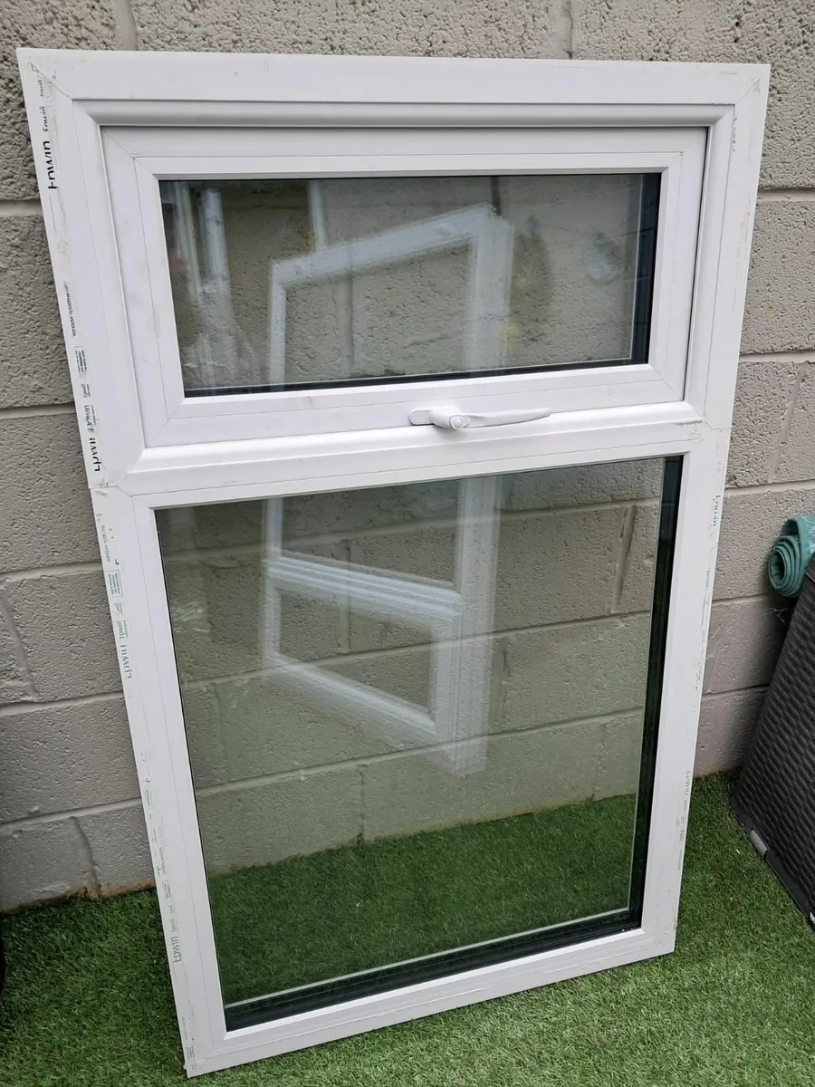 Tribble Window. - Image 2