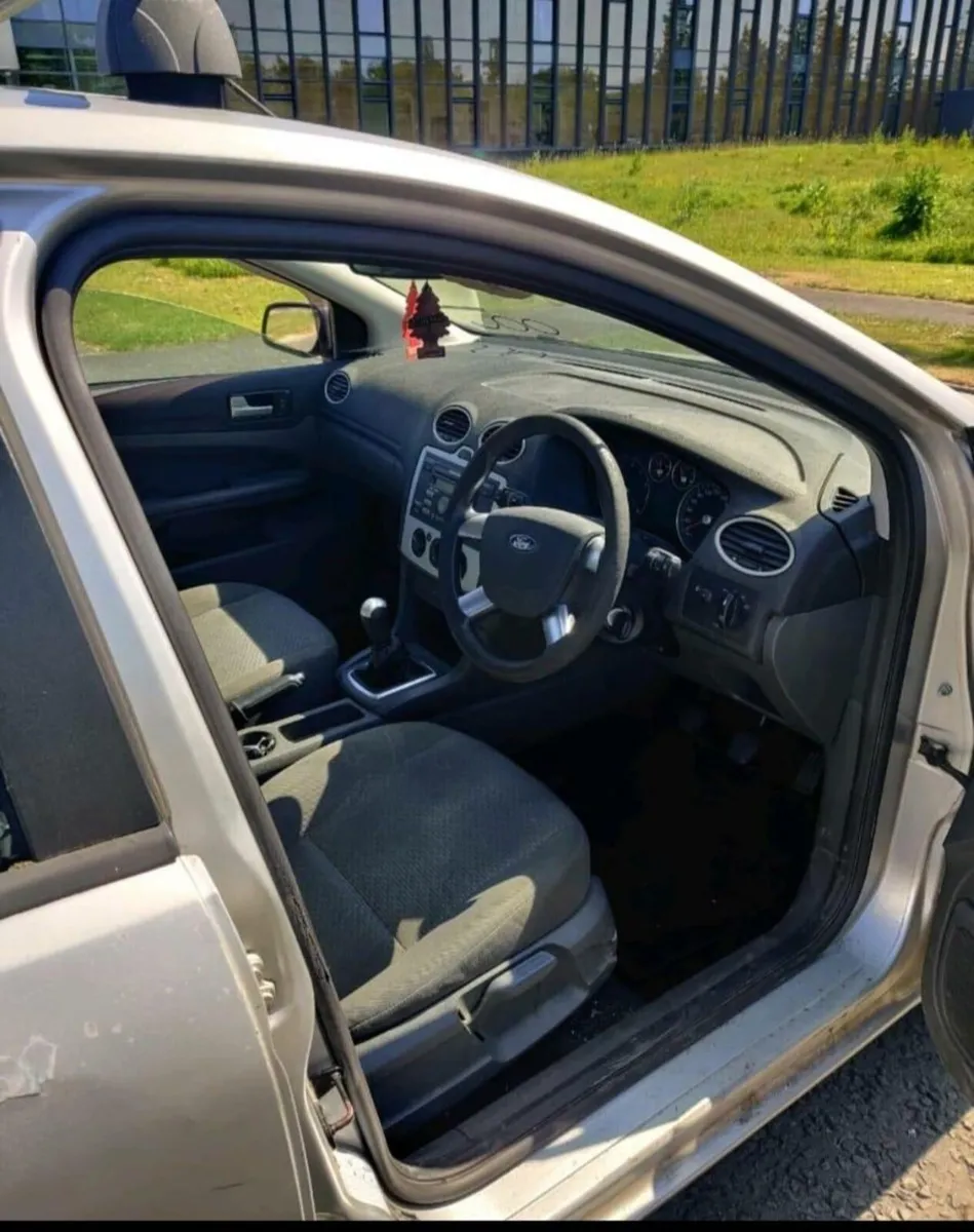 Car - Image 3