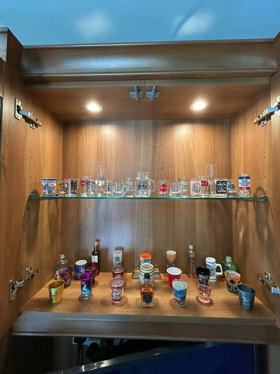 Display cabinet - Image 2
