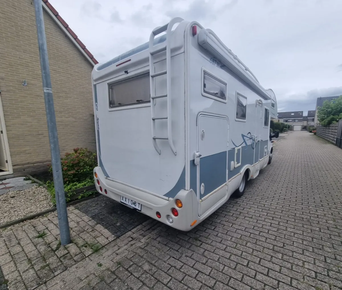 2006 Ford Rimor 687 - Image 2