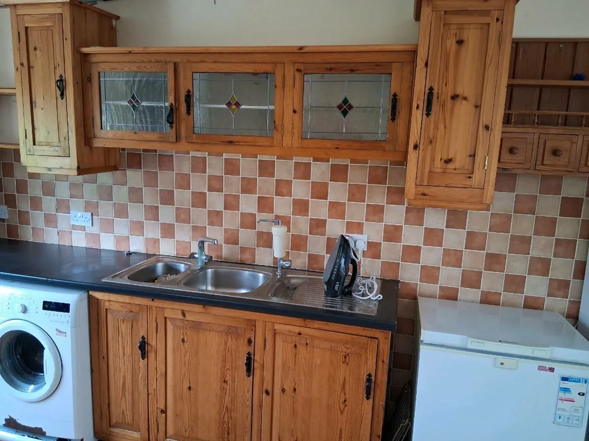 Kitchen units - Image 3
