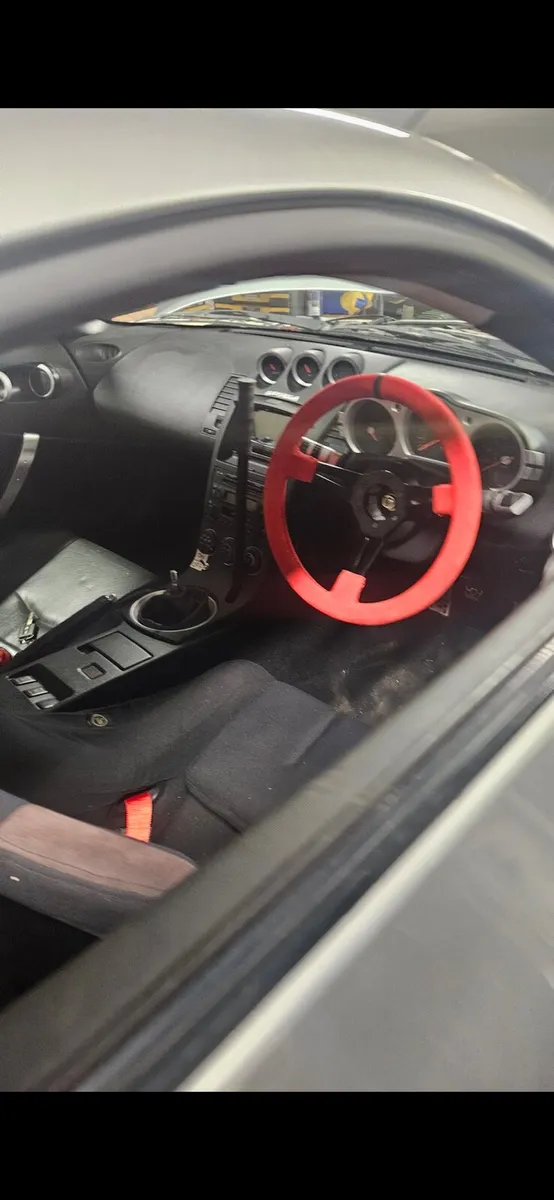 Nissan 350Z - Image 3