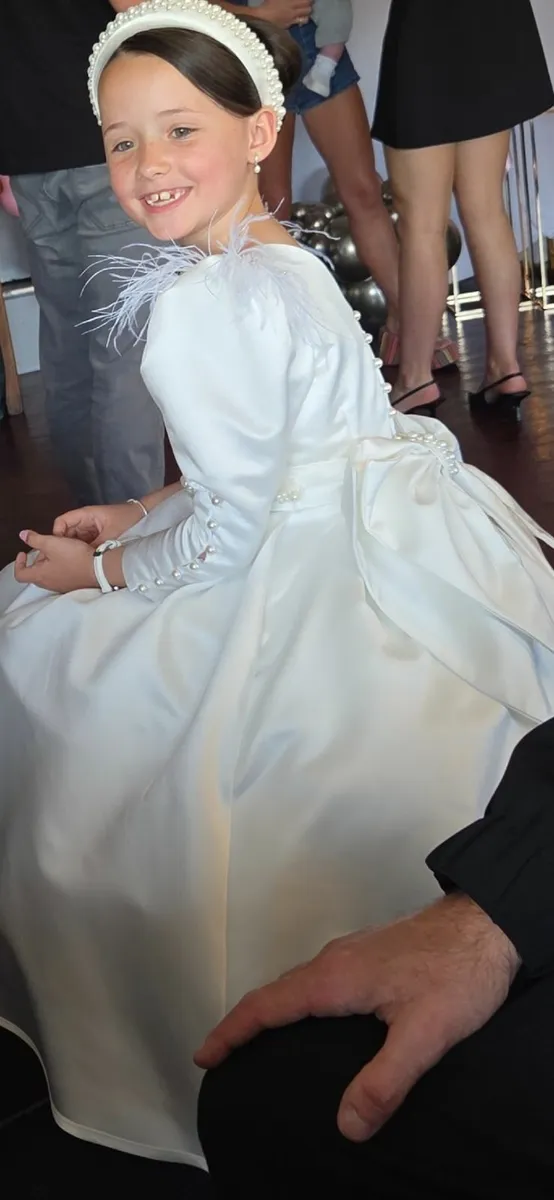 Communion dress - Image 3