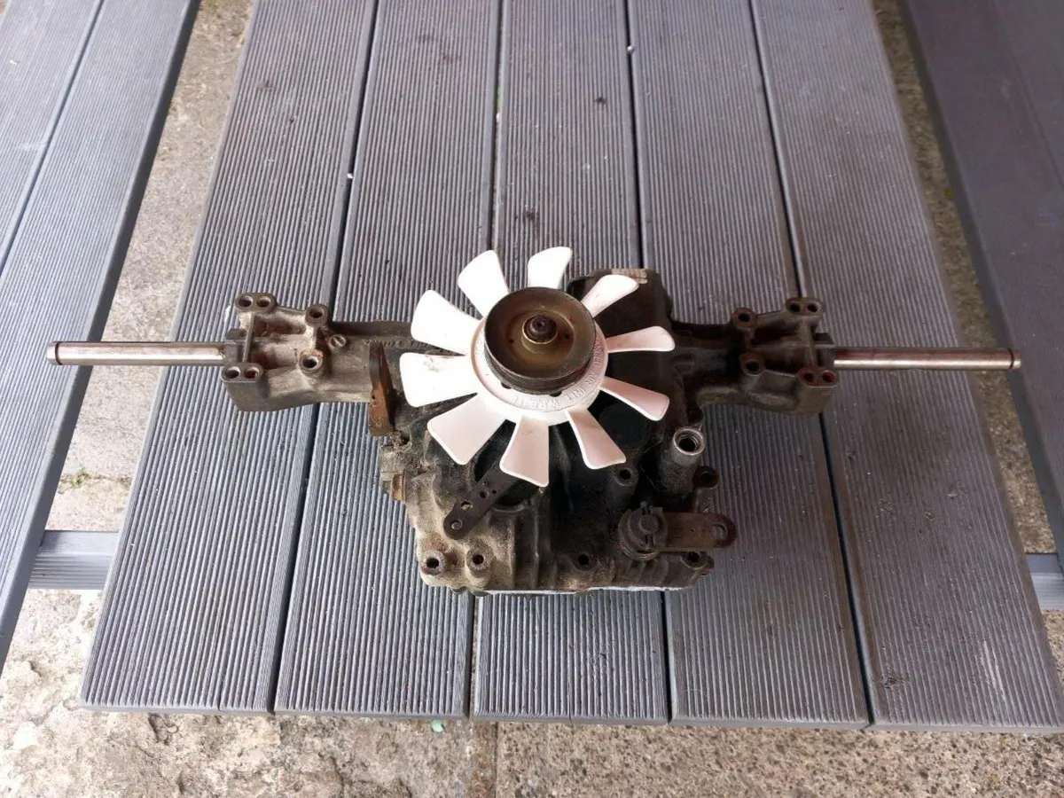 Countax/Westwood hydrostatic transmission for sale - Image 2