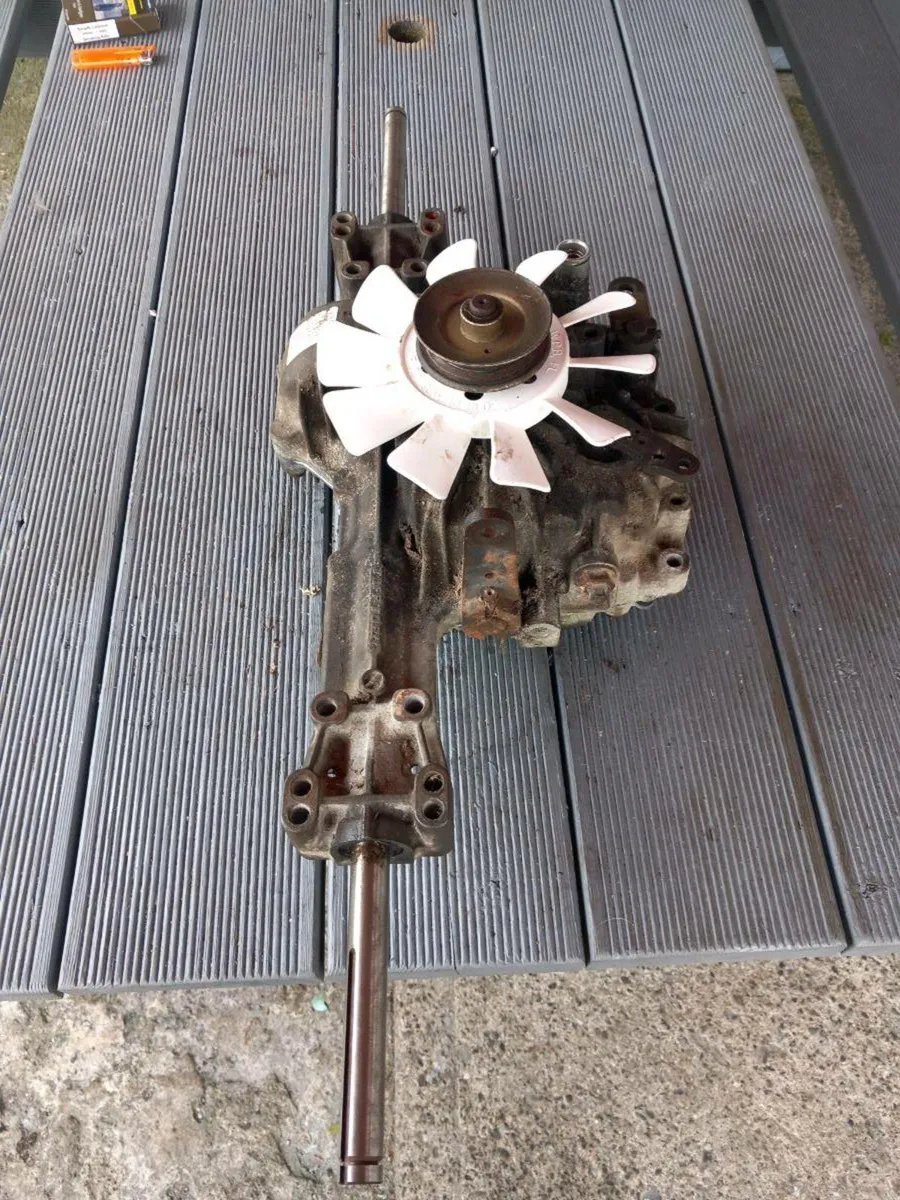 Countax/Westwood hydrostatic transmission for sale - Image 3