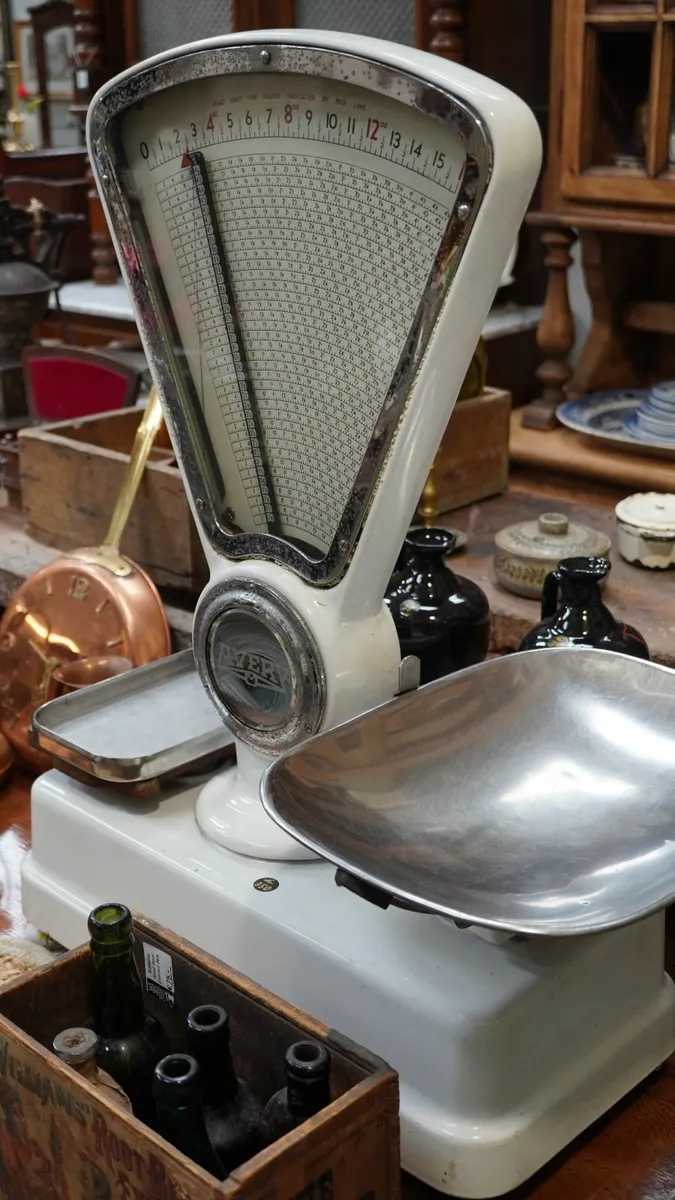 ⚖️ Antique Avery Shop Scale - Image 2