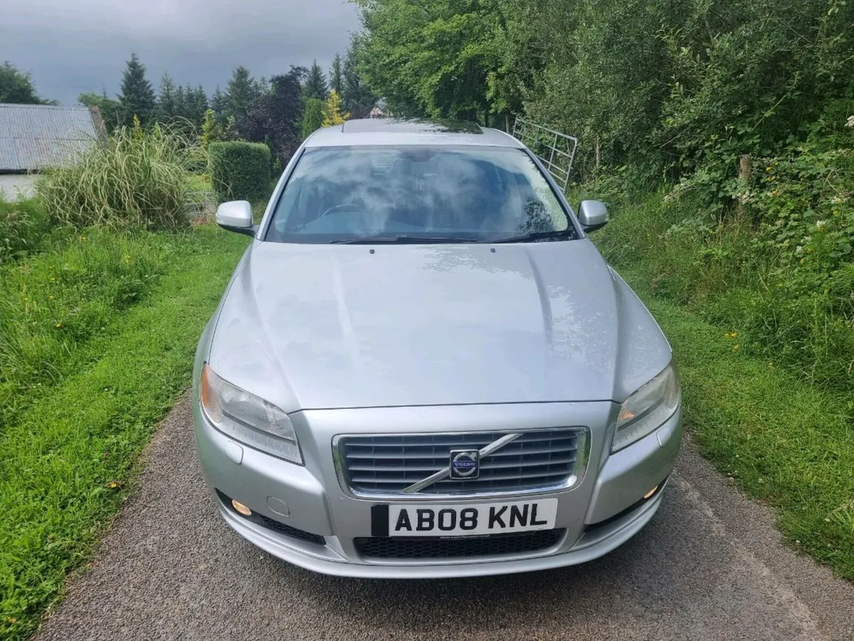 2008 Volvo S80 2.4 diesel SE LUX - Image 2