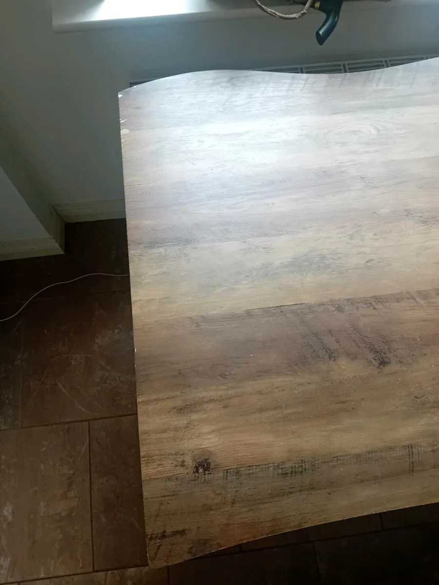 Dining table - Image 4