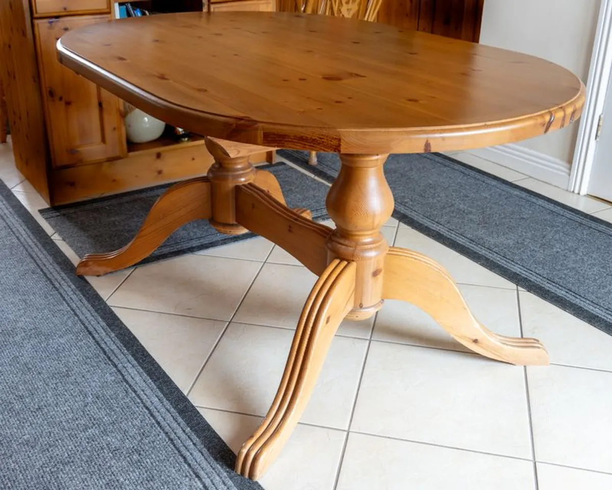 Quality pine dining set - Image 3