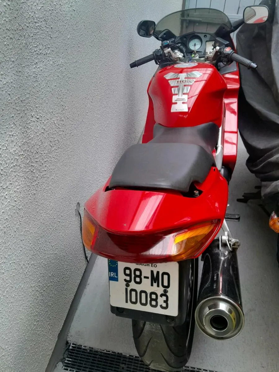 Honda vfr800