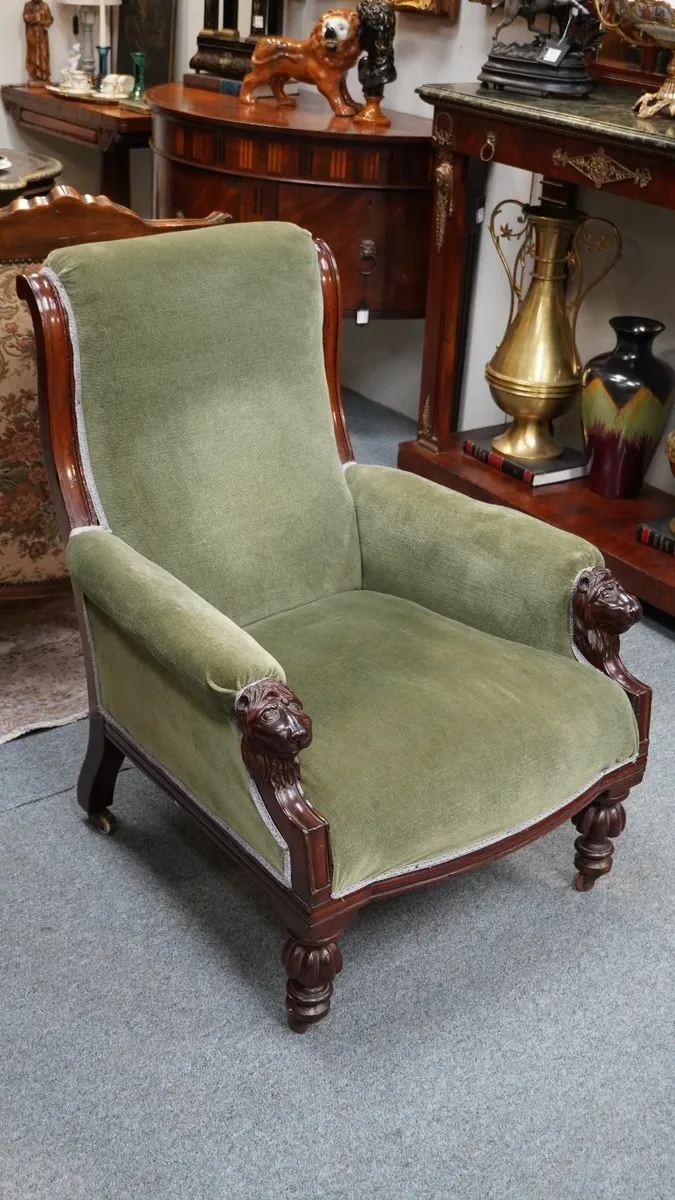 🪑 Victorian Scroll-Back Armchair - Image 1