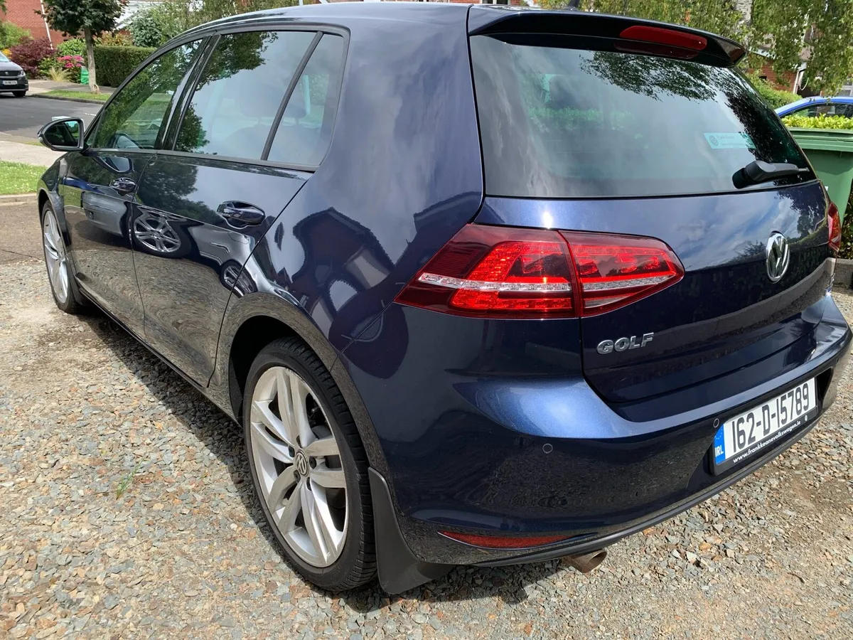 Golf 1.6TDI Highline, Low kms, Leather, New NCT. - Image 4
