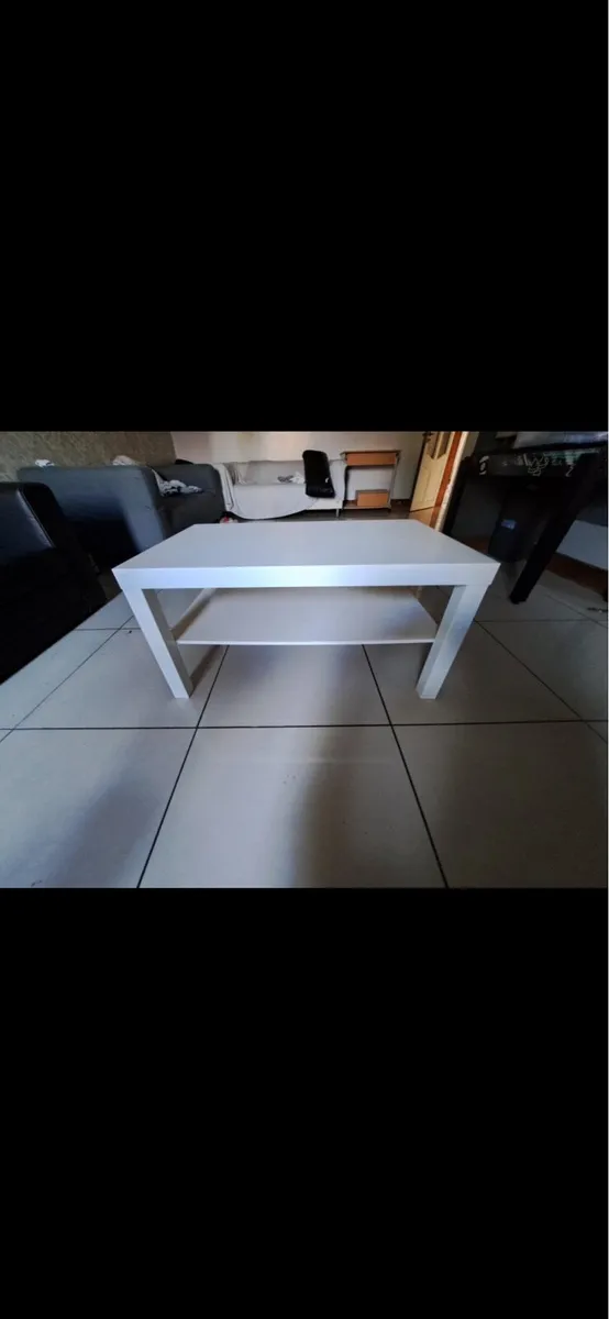 Coffee table - Image 1