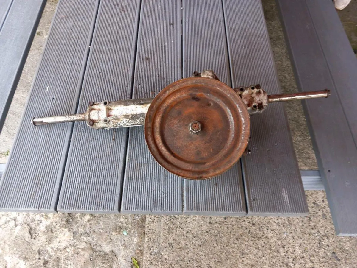 Lawnflite/M.T.D transmission for sale - Image 1