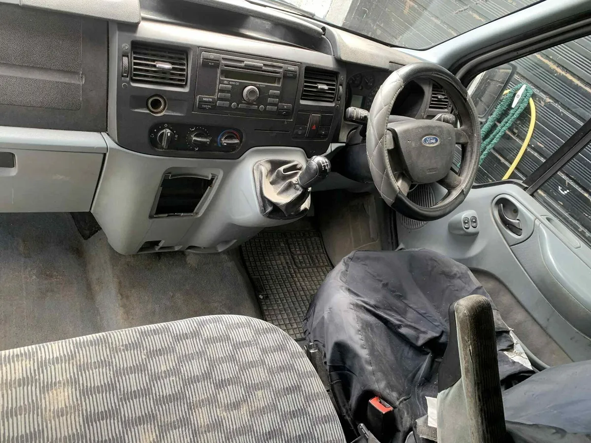 Ford Transit 9 seater - Image 4