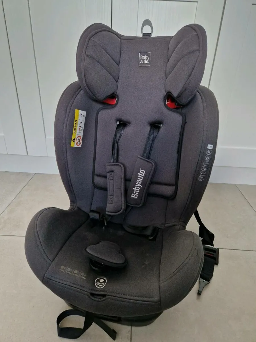 Babyauto 360° Car Seat - Isofix - Like new - Image 3