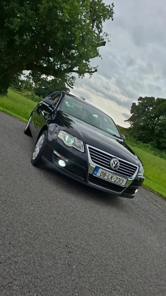 Volkswagen Passat 2008 - Image 1