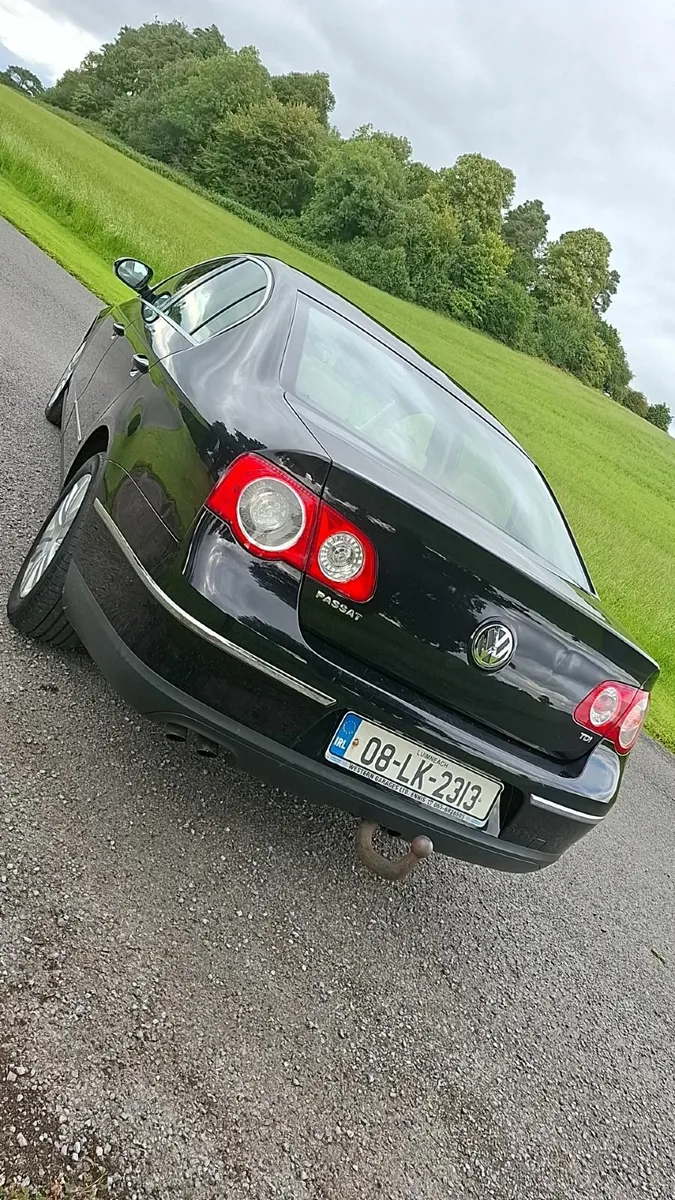 Volkswagen Passat 2008 - Image 4