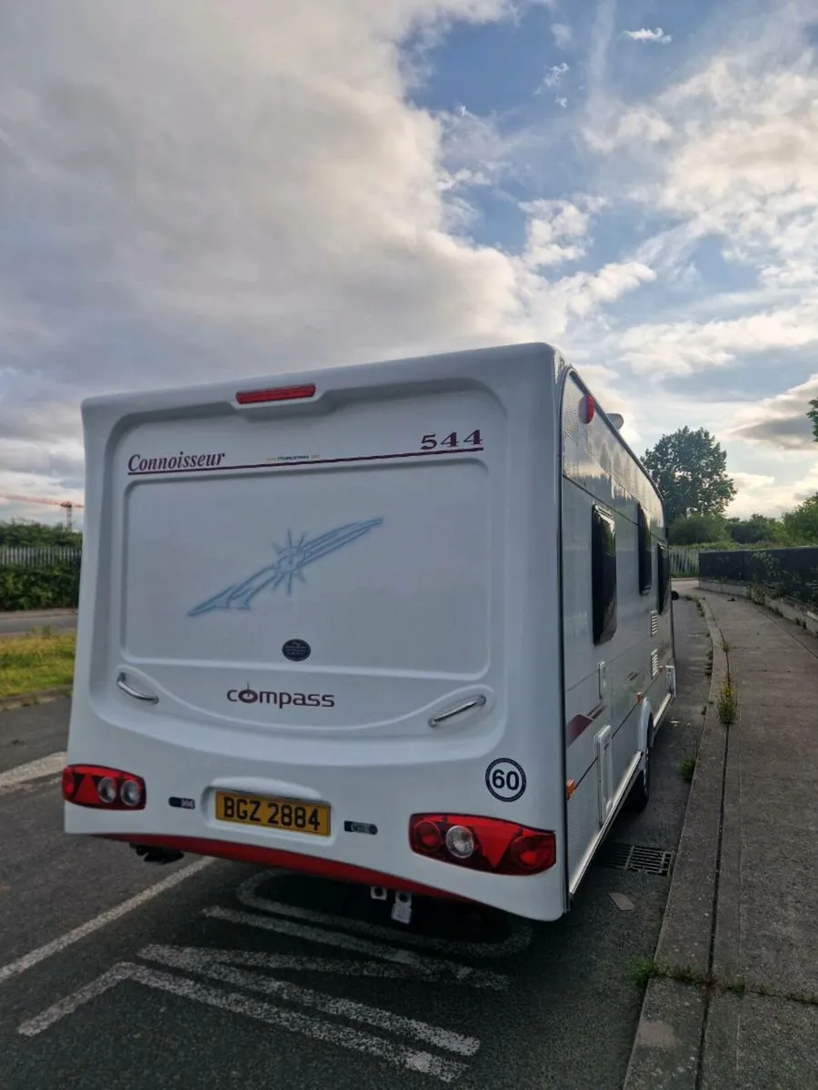 Caravan - Image 3