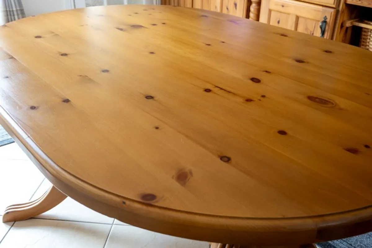 Quality pine dining set - Image 4