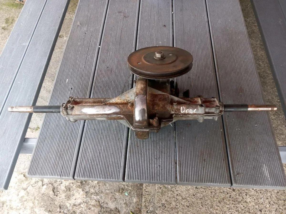 Cub cadet/M.T.D transmission for sale - Image 4