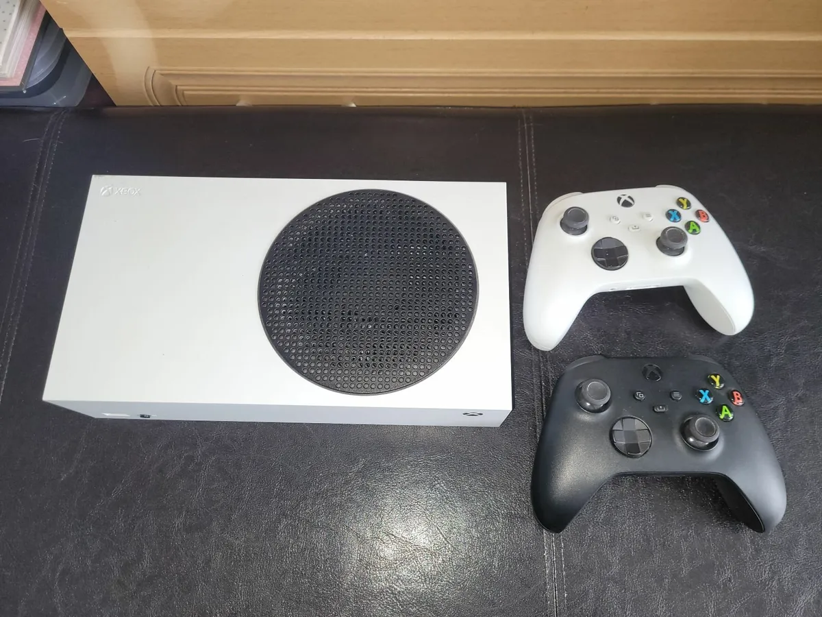 Xbox Series S - Image 3