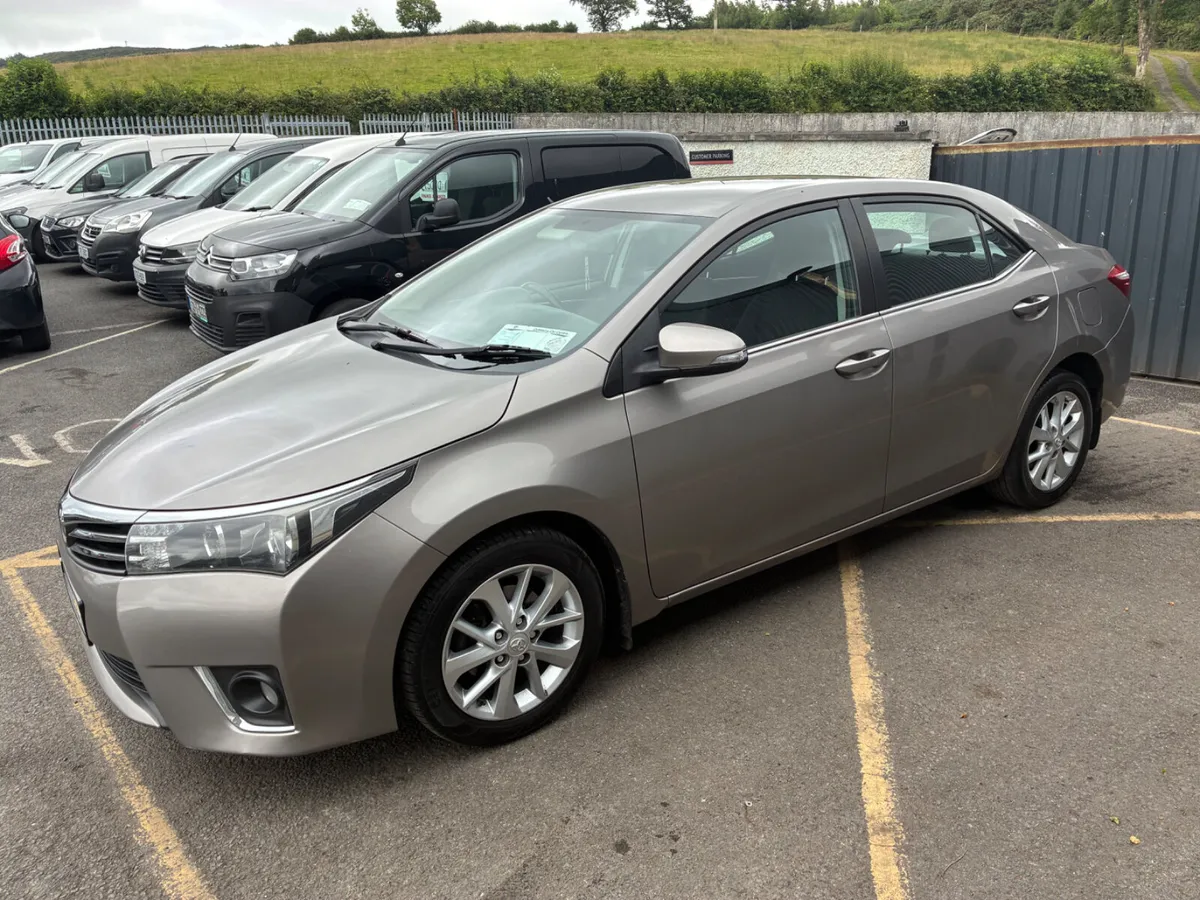 Toyota Corolla 2015 - Image 3