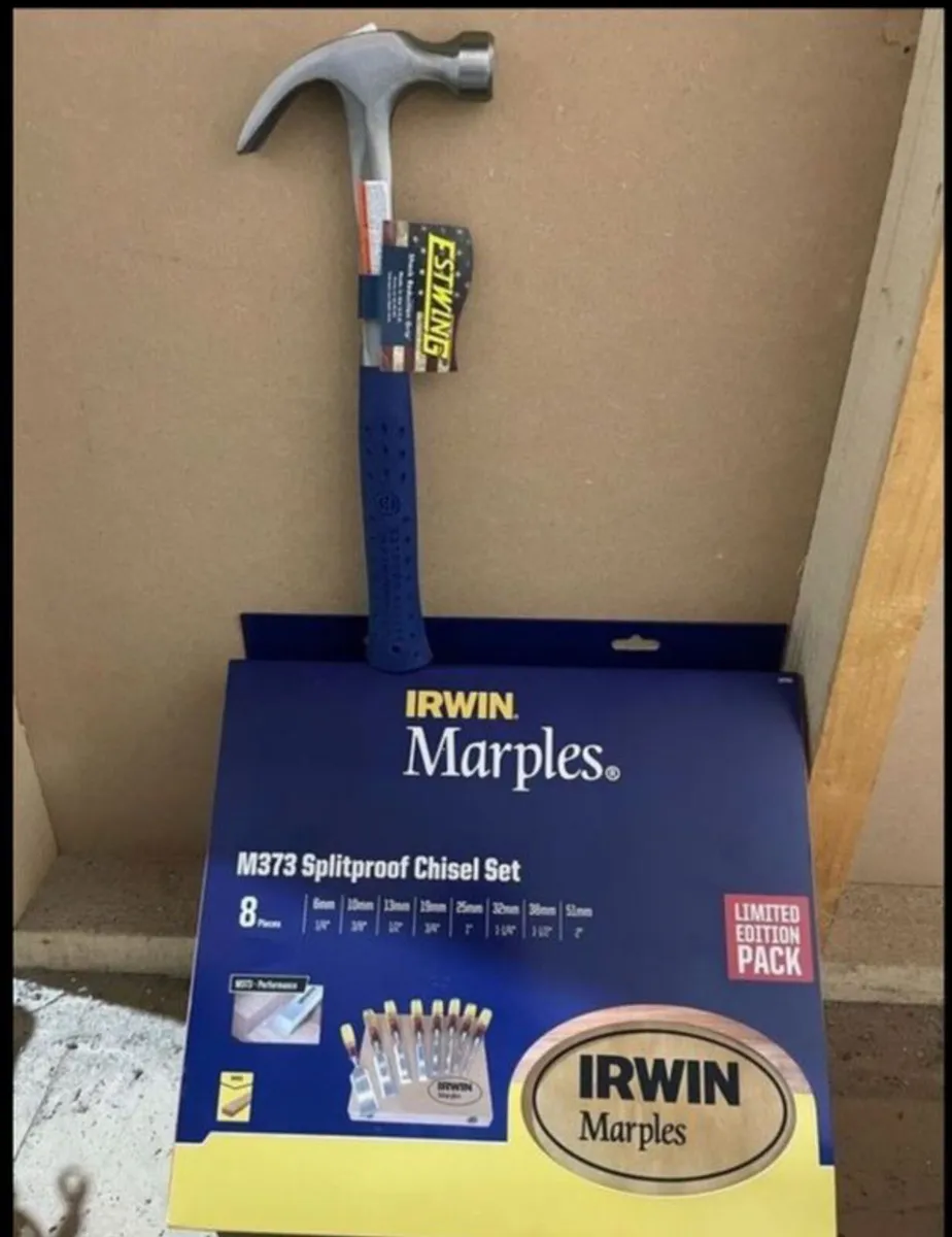 Marples 8 chisels / estwing hammer 20 oz