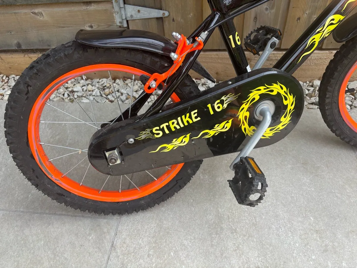 Kids 16 inch bike - Image 3