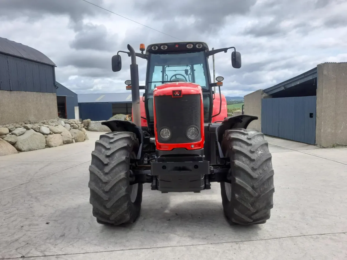 2006 MF 6490 - Image 2