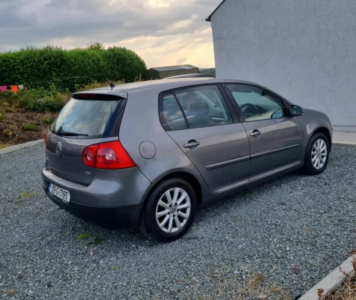 Volkswagen Golf 2009 - Image 3