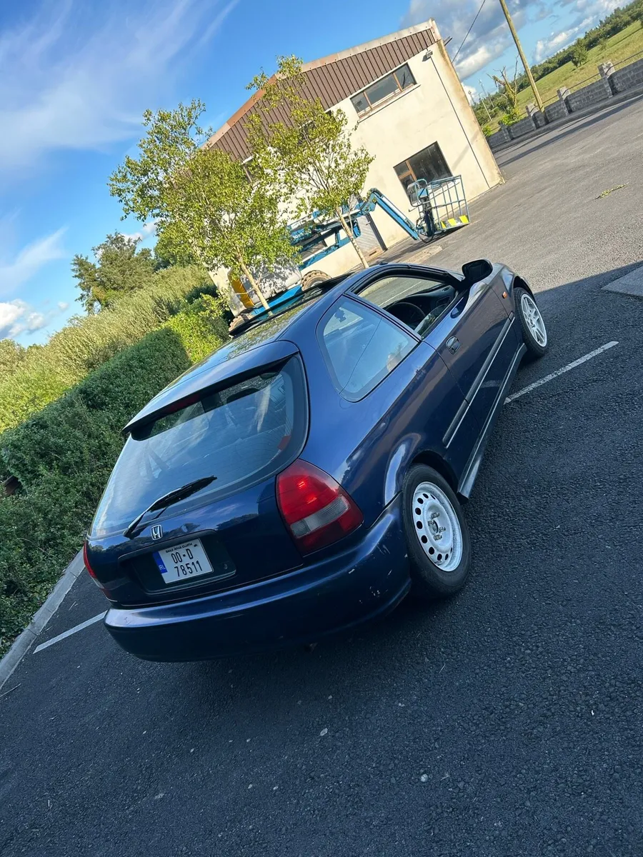 Honda civic ej9 Automatic - Image 4
