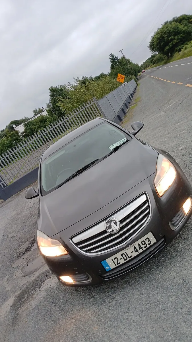 2012 Vauxhall insignia 2.0L manual Sri model  nct - Image 1